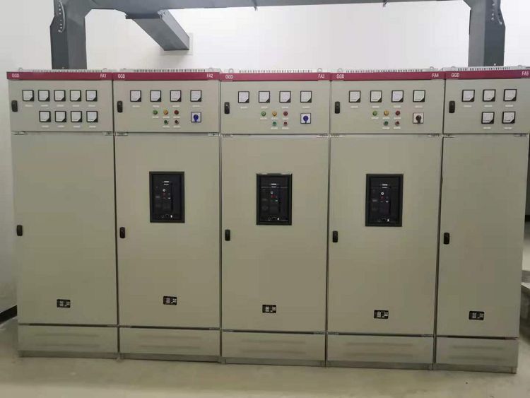 低壓抽出式開關(guān)柜 GGD (1).jpg